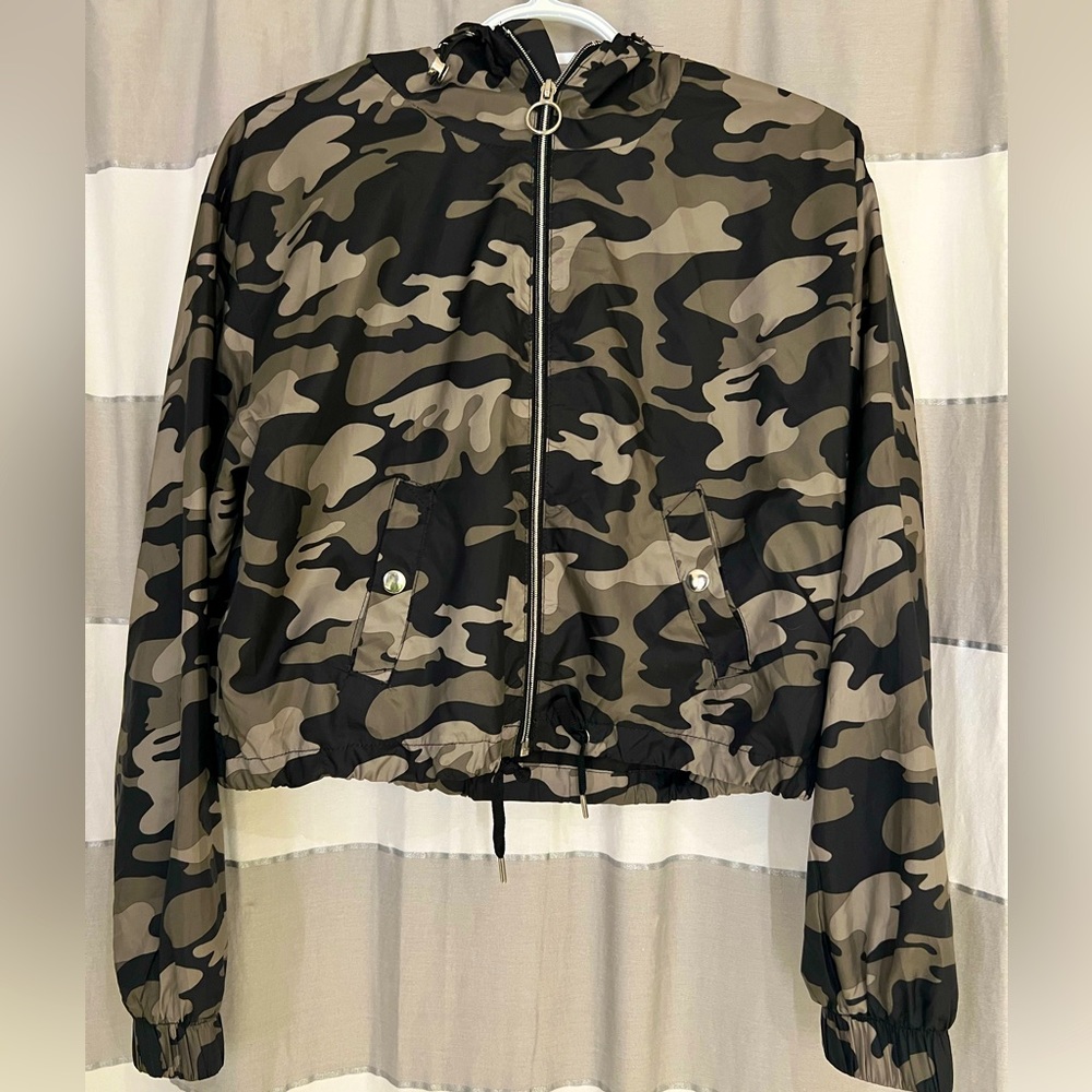 Urban Heritage Camouflage short Jacket Size M